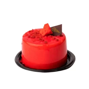 foto a sfondo bianco con cheesecake